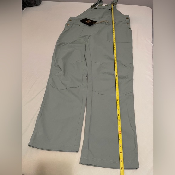 NWT Flylow Trailworks Bib Overalls Sage Green Women’s Size Large - Picture 7 of 8